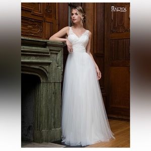 Mary’s Bridal dress